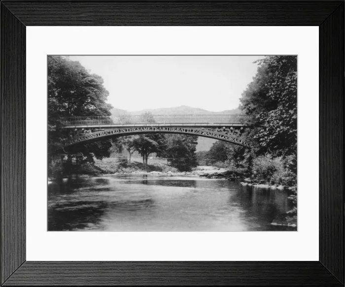 Framed Print : Waterloo Bridge