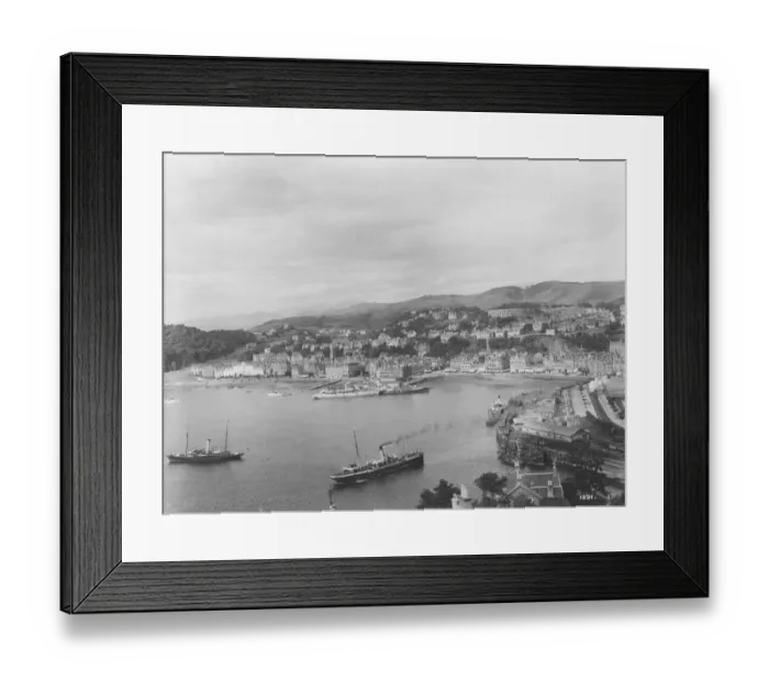 Framed Print : Oban, Argyll, Scotland, circa 1910. (Photo by Hulton Archive / Getty Images)