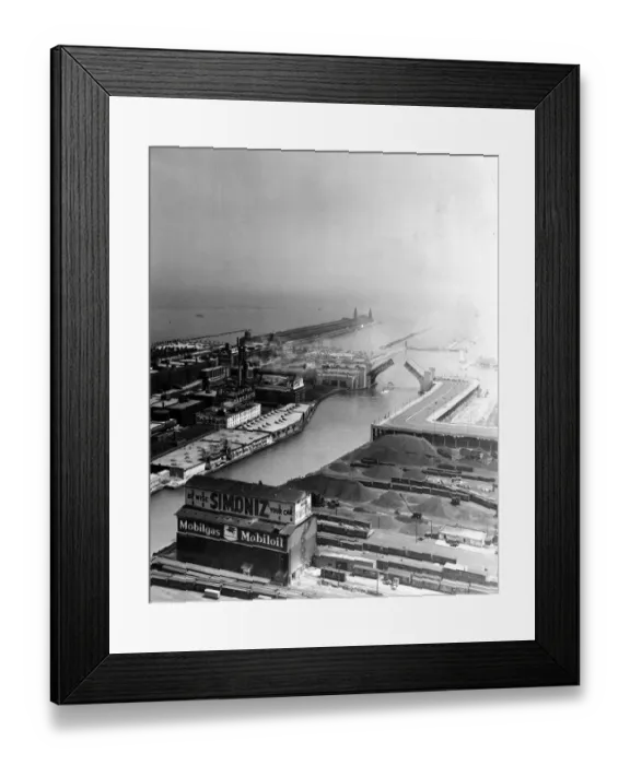 Framed Print : Chicago River Framed Print : Chicago River