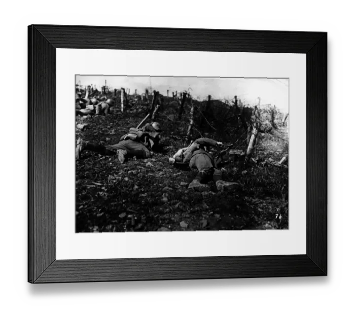 Framed Print : Lying Low. circa 1916: German troops cutting through barbed wire Framed Print : Lying Low. circa 1916: German troops cutting through barbed wire