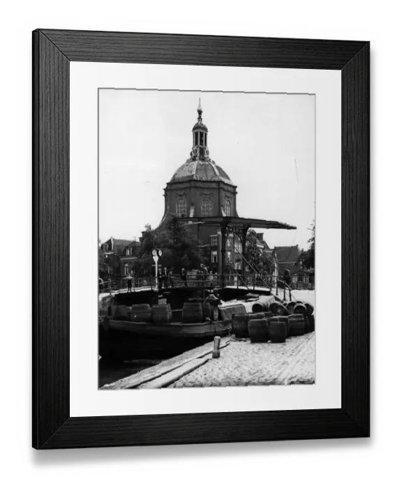 Framed Print : Bridge Over Canal Framed Print : Bridge Over Canal