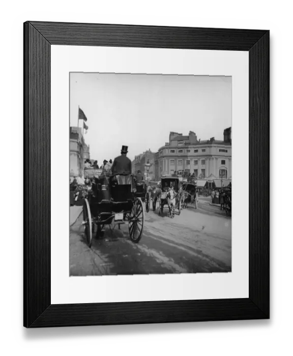 Framed Print : Hansom Cabs Framed Print : Hansom Cabs