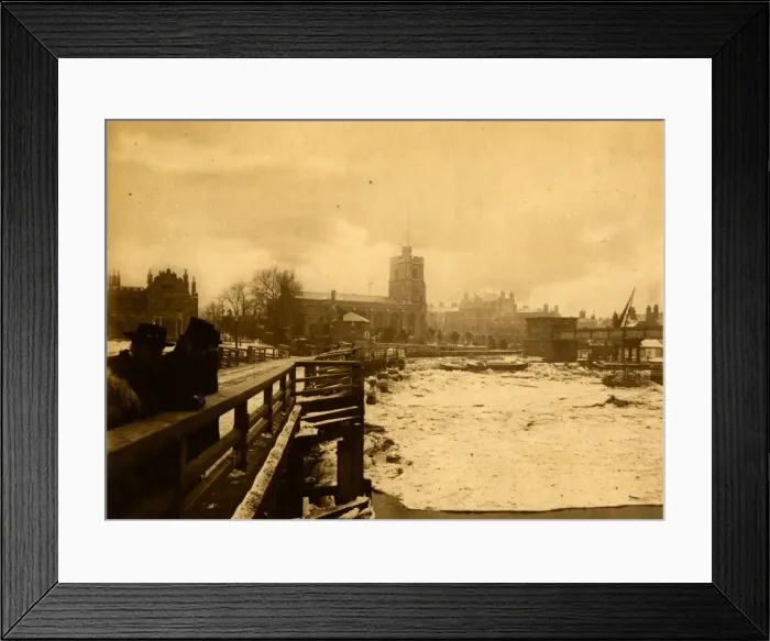 Framed Print : Putney Bridge Framed Print : Putney Bridge