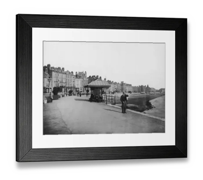 Framed Print : Weymouth Esplanade Framed Print : Weymouth Esplanade