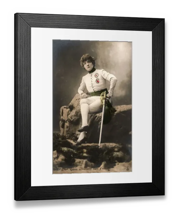 Framed Print : Sarah Bernhardt Framed Print : Sarah Bernhardt