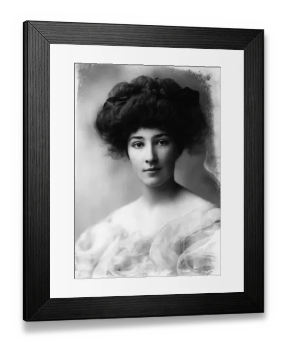 Framed Print : Miss Maxwell Framed Print : Miss Maxwell