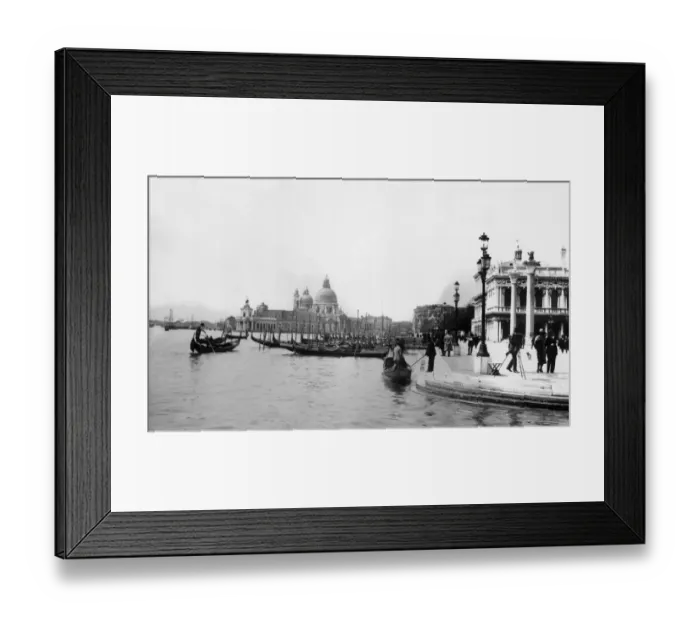 Framed Print : Venice. Gondolas on the Grand Canal in Venice Framed Print : Venice. Gondolas on the Grand Canal in Venice