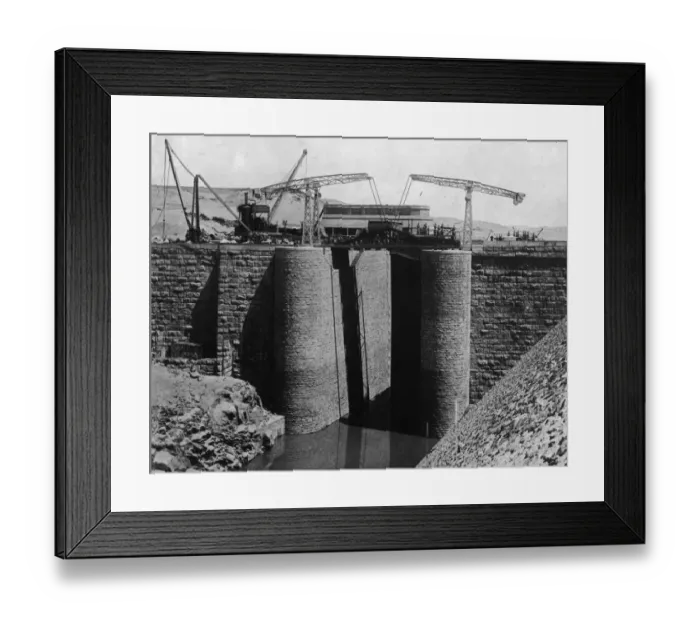 Framed Print : Aswan Dam. circa 1900: The entrance to the locks up stream on the Aswan Dam Framed Print : Aswan Dam. circa 1900: The entrance to the locks up stream on the Aswan Dam