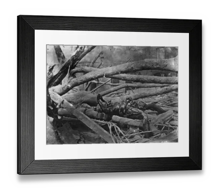 Framed Print : Saint- Pierre Framed Print : Saint- Pierre