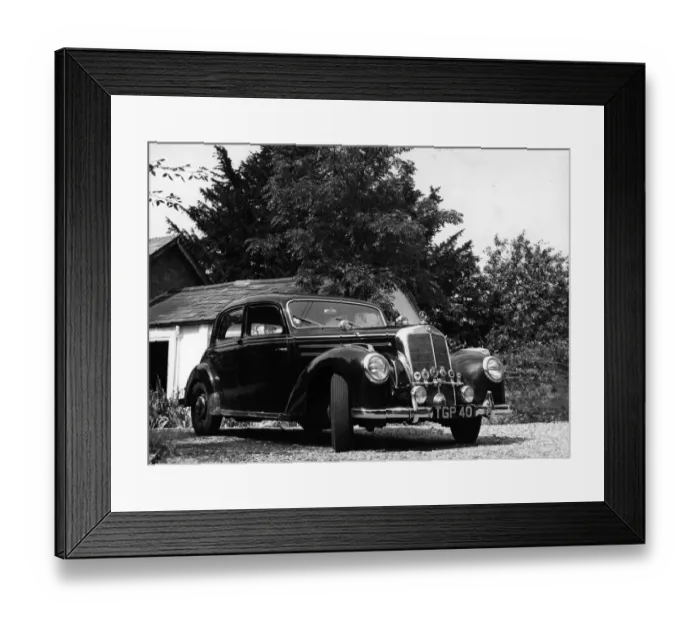 Framed Print : Mercedes 220 Framed Print : Mercedes 220