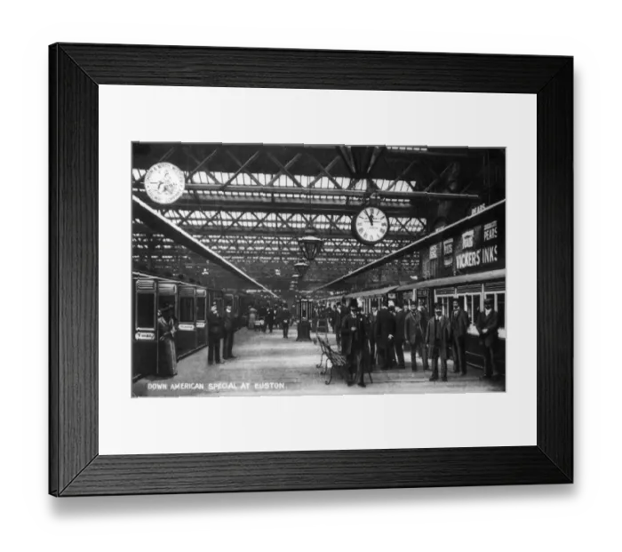 Framed Print : Euston Platform