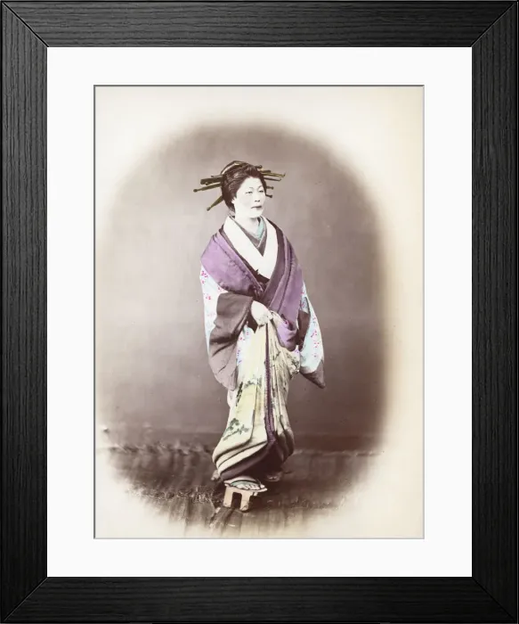 Framed Print : Japanese Courtesan Framed Print : Japanese Courtesan