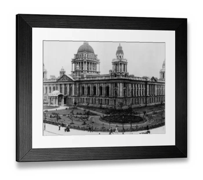 Framed Print : City Hall. circa 1900: City Hall in Belfast. (Photo by Hulton Archive / Getty Images)