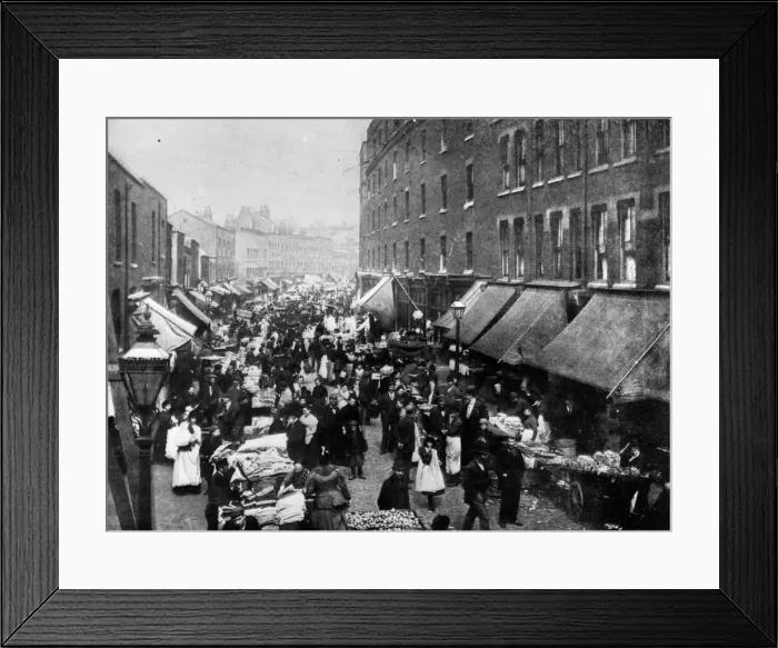 Framed Print : Petticoat Lane Framed Print : Petticoat Lane