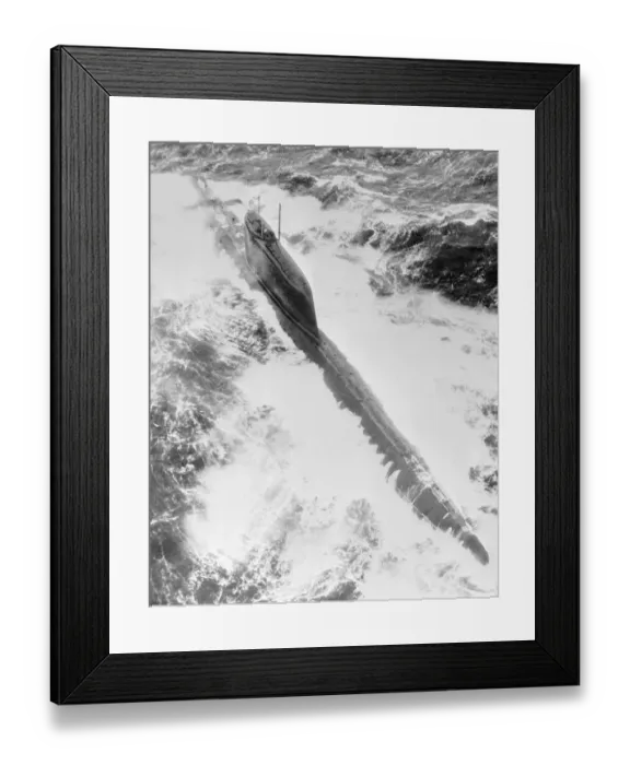 Framed Print : K-19. The Russian Hotel class nuclear submarine K-19 pictured in the Atlantic