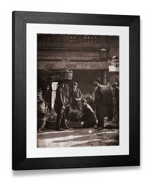 Framed Print : Market Porters Framed Print : Market Porters