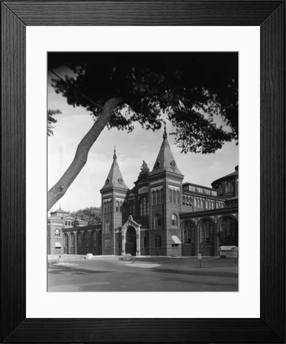 Framed Print : Smithsonian Arts & Industries Building Framed Print : Smithsonian Arts & Industries Building