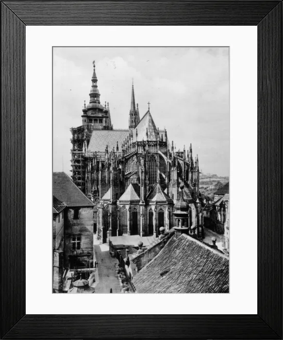 Framed Print : St Vitus Cathedral Framed Print : St Vitus Cathedral