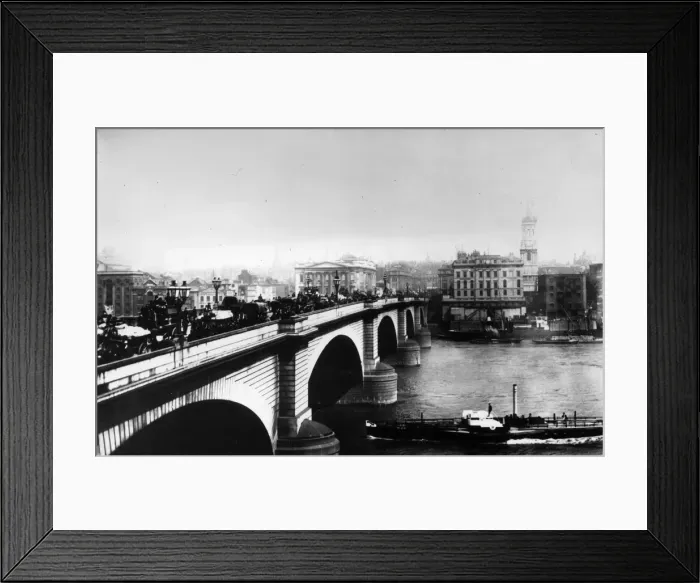 Framed Print : Rush Hour. circa 1875: Heavy traffic crossing London Bridge Framed Print : Rush Hour. circa 1875: Heavy traffic crossing London Bridge