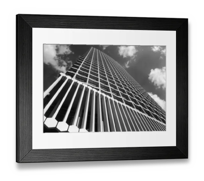 Framed Print : Centre Point
