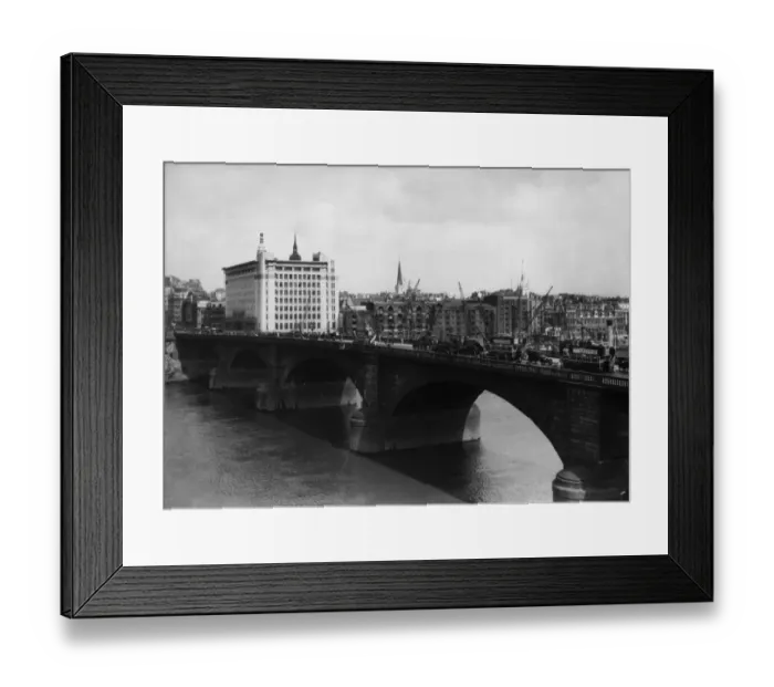 Framed Print : London Bridge Framed Print : London Bridge