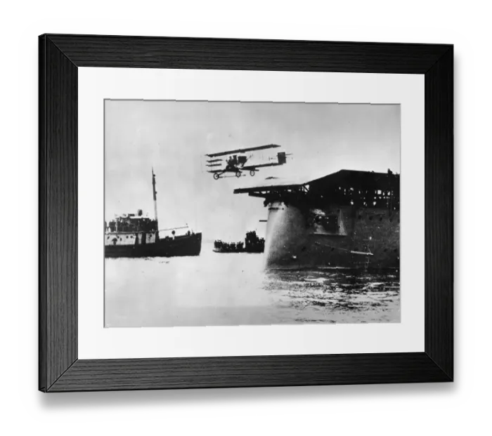Framed Print : Elys Flight Framed Print : Elys Flight