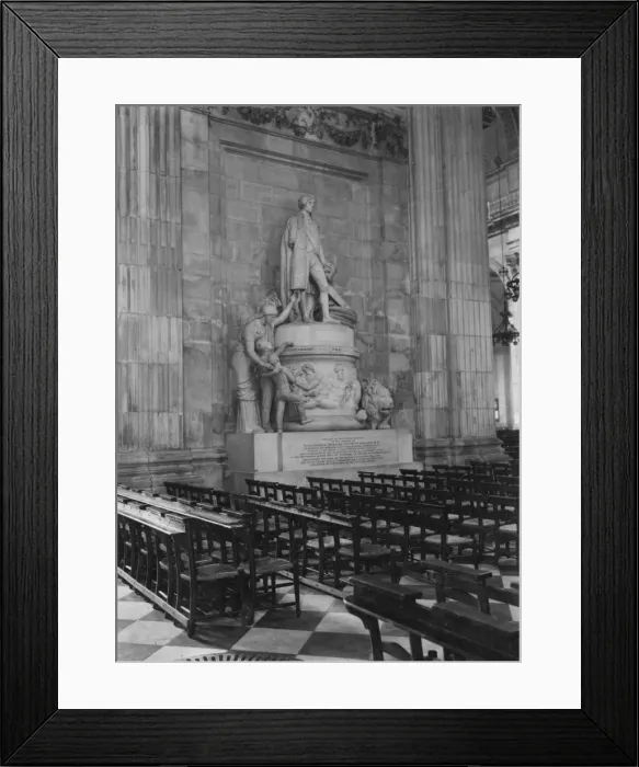 Framed Print : Nelson Statue Framed Print : Nelson Statue