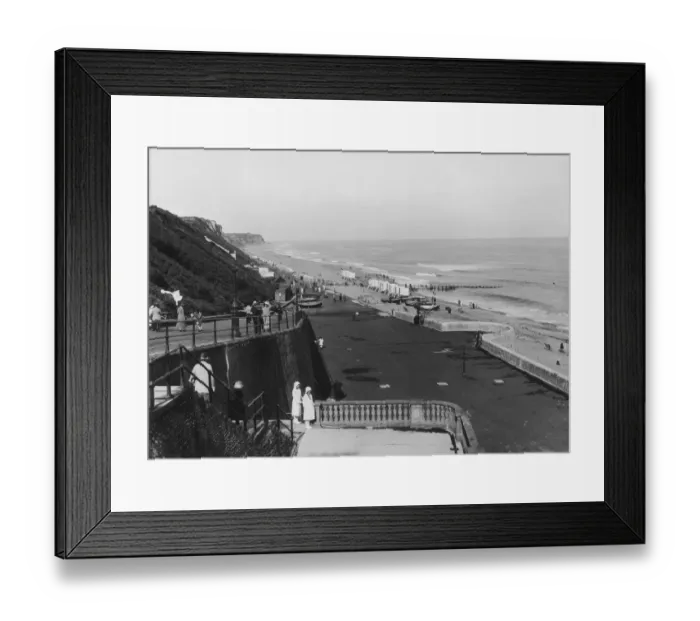 Framed Print : Cromer Seafront Framed Print : Cromer Seafront