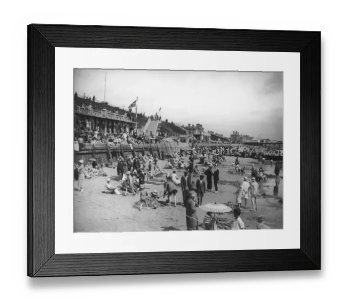 Framed Print : Beach At Lowestoft Framed Print : Beach At Lowestoft