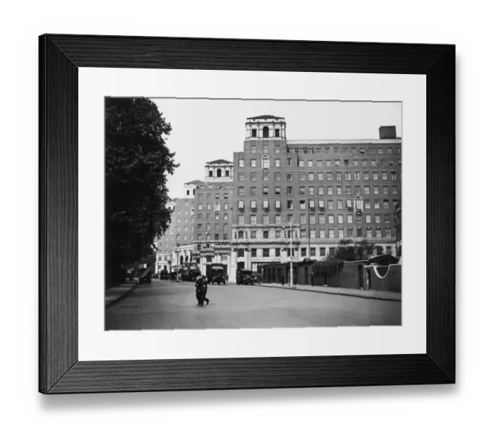 Framed Print : Modern Park Lane