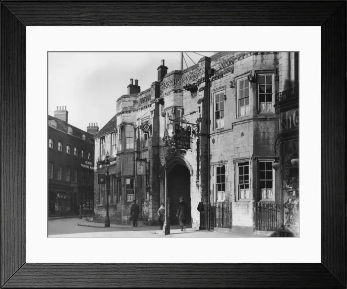 Framed Print : Grantham Hotel Framed Print : Grantham Hotel