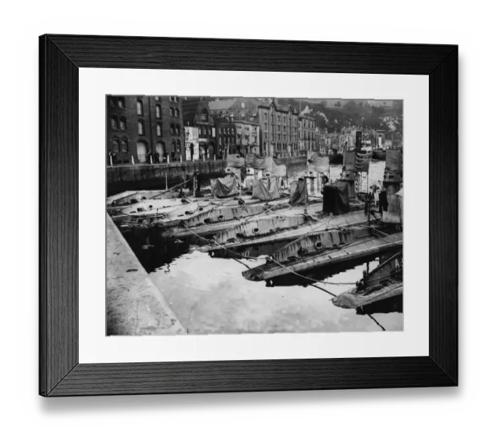 Framed Print : In Harbour Framed Print : In Harbour