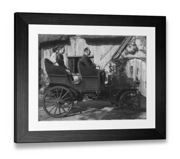 Framed Print : The Lifu. circa 1899: A steam car named The Lifu. (Photo by Hulton Archive / Getty Images) Framed Print : The Lifu. circa 1899: A steam car named The Lifu. (Photo by Hulton Archive / Getty Images)