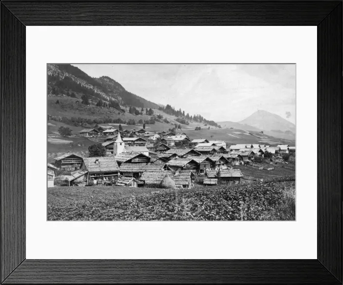 Framed Print : Leysin. circa 1930: A collection of chalets in the village of Leysin