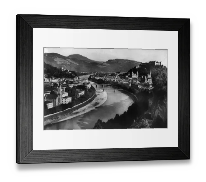 Framed Print : Salzburg. 1929: The Salzach river at Salzburg. (Photo by Hulton Archive / Getty Images) Framed Print : Salzburg. 1929: The Salzach river at Salzburg. (Photo by Hulton Archive / Getty Images)