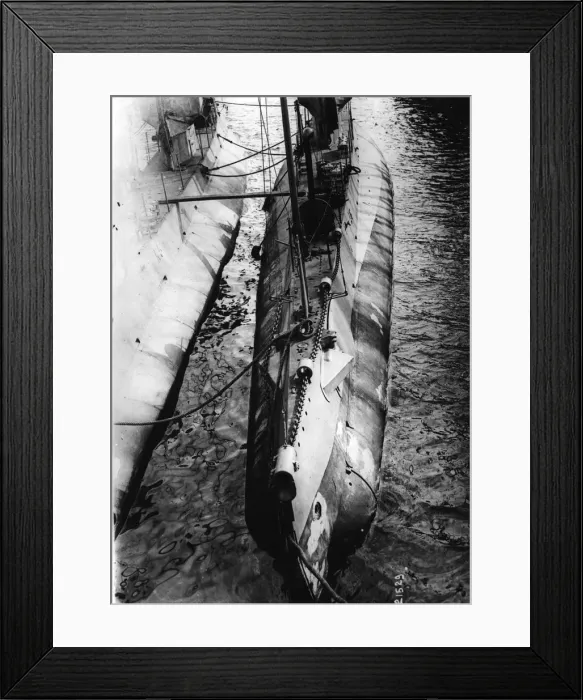Framed Print : US Subs. March 1917: Looking down on the deck of an American submarine Framed Print : US Subs. March 1917: Looking down on the deck of an American submarine