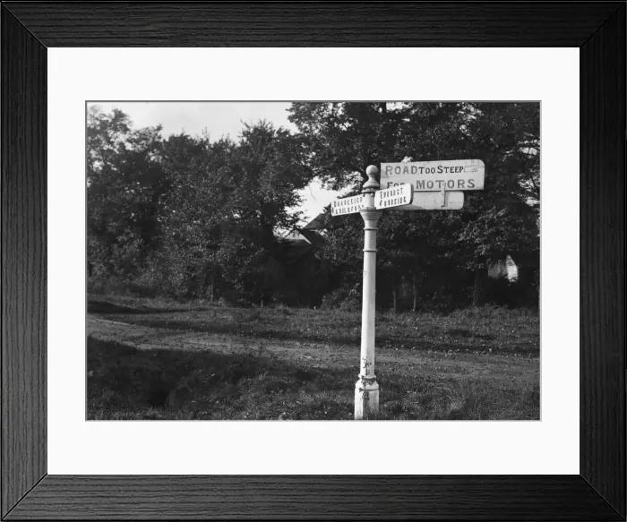Framed Print : Too Steep. 11th November 1913: A sign indicating that the road is too steep for motors Framed Print : Too Steep. 11th November 1913: A sign indicating that the road is too steep for motors
