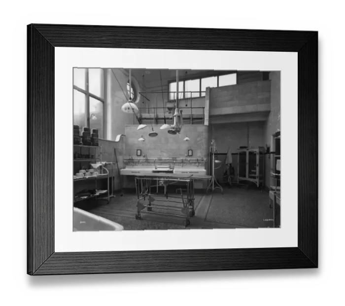 Framed Print : Operating Theatre Framed Print : Operating Theatre