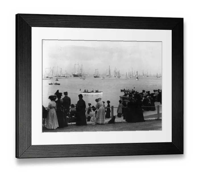 Framed Print : Cowes Regatta Framed Print : Cowes Regatta