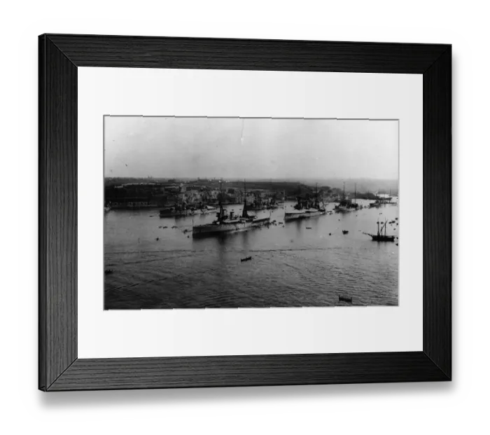 Framed Print : Maltese Harbour Framed Print : Maltese Harbour