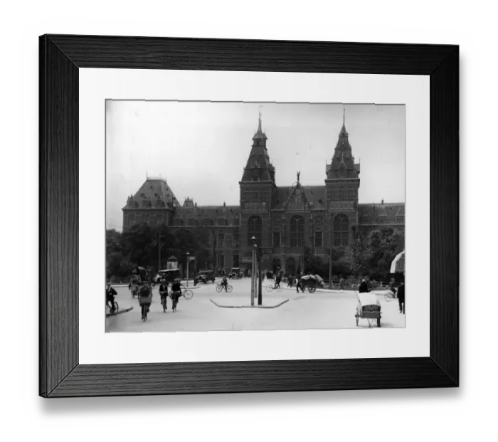Framed Print : Amsterdam. circa 1920: Architecture at Amsterdam. (Photo by Hulton Archive / Getty Images) Framed Print : Amsterdam. circa 1920: Architecture at Amsterdam. (Photo by Hulton Archive / Getty Images)