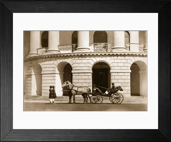 Framed Print : The Raj. circa 1890: A private carriage outside an impressive portico with