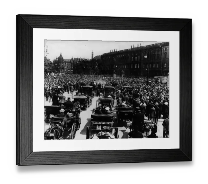 Framed Print : War Fever. August 1914: Crowds in the streets of Berlin following the declaration of war Framed Print : War Fever. August 1914: Crowds in the streets of Berlin following the declaration of war