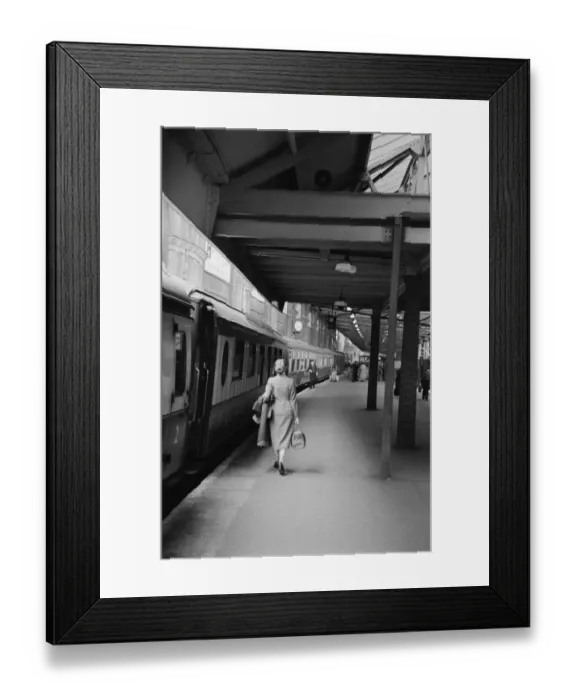 Framed Print : Italian Coach Courier Framed Print : Italian Coach Courier