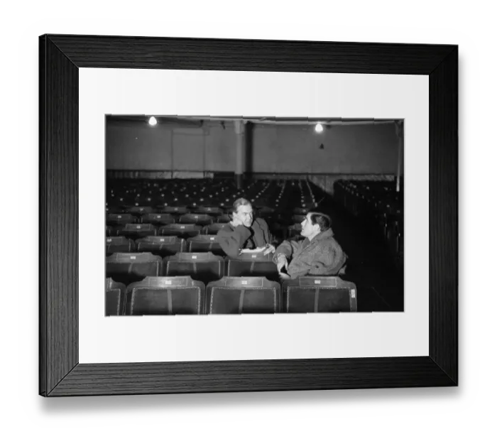 Framed Print : Theatrical Discussion Framed Print : Theatrical Discussion