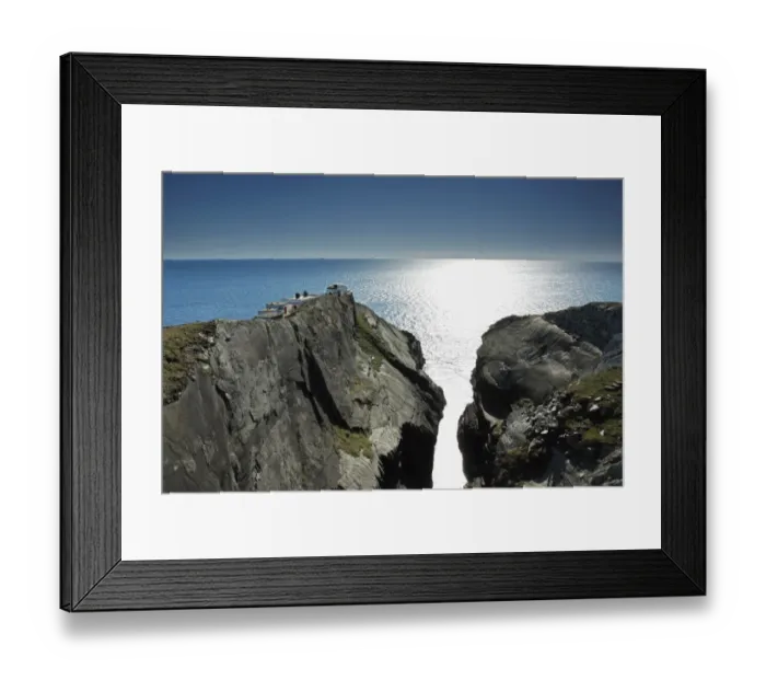 Framed Print : Mizen Head Signal Station In West Cork Framed Print : Mizen Head Signal Station In West Cork