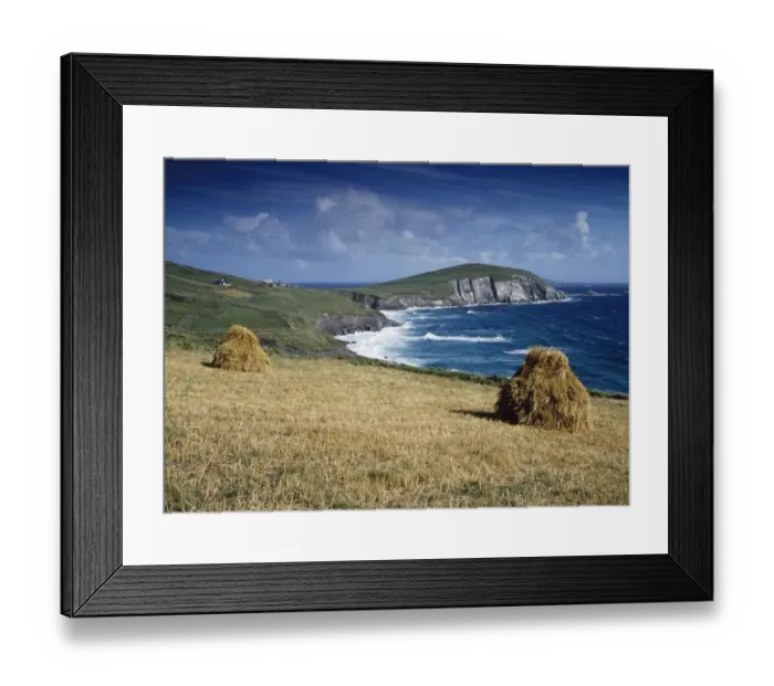 Framed Print : Seashore, Slea Head, County Kerry, Ireland