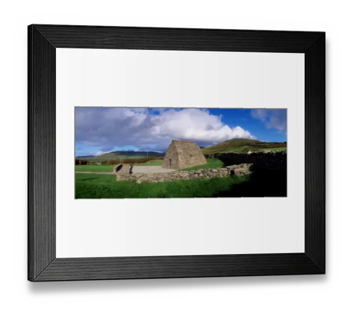 Framed Print : Gallarus Oratory, Dingle Peninsula, Co Kerry, Ireland Framed Print : Gallarus Oratory, Dingle Peninsula, Co Kerry, Ireland