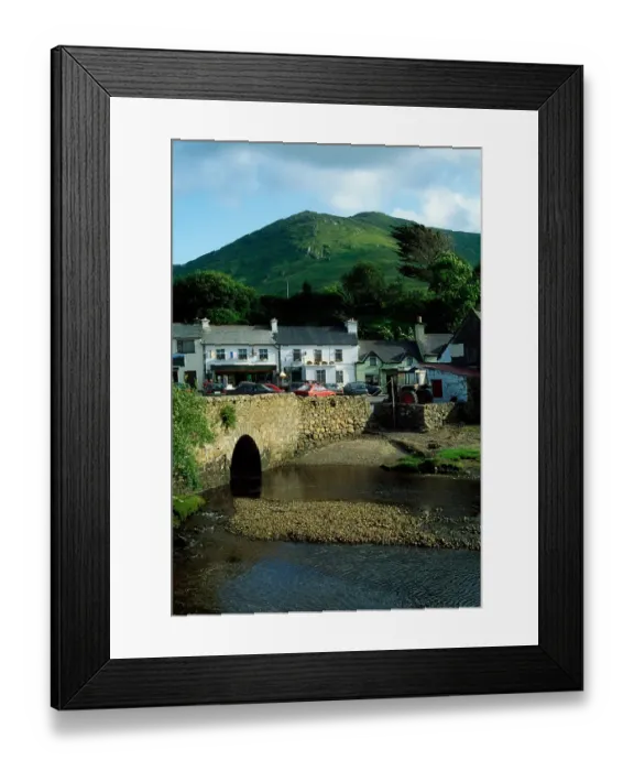 Framed Print : Leenaun village, Connemara, Co Galway, Ireland Framed Print : Leenaun village, Connemara, Co Galway, Ireland