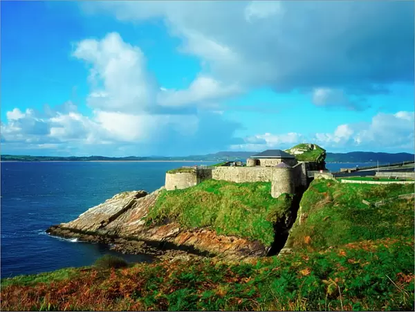 Dunree Fort, Lough Swilly, Inishowen Peninsula, County Donegal, Ireland